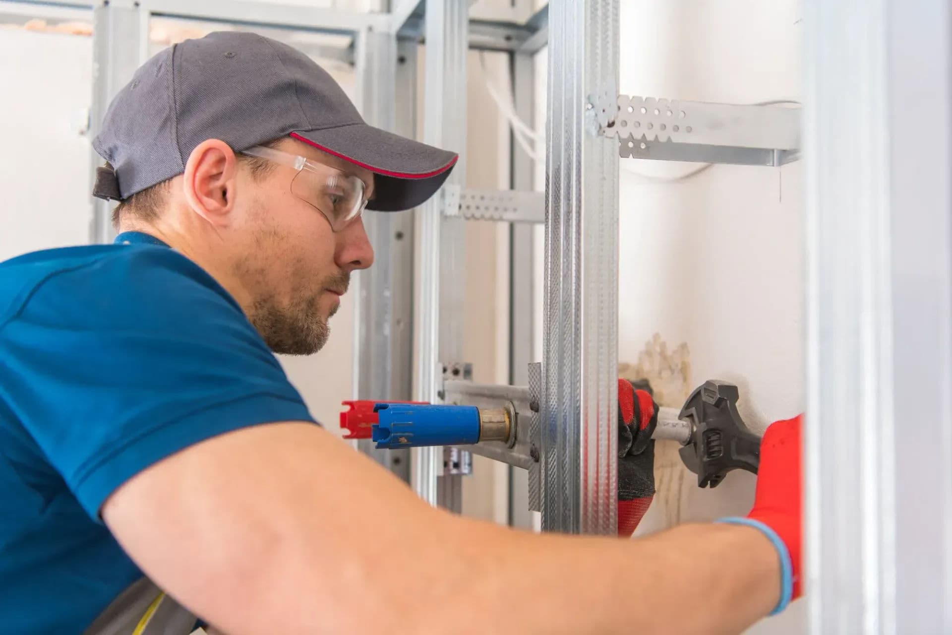 Blog post 5 Common Plumbing Emergencies and How to Handle Them Quickly image
