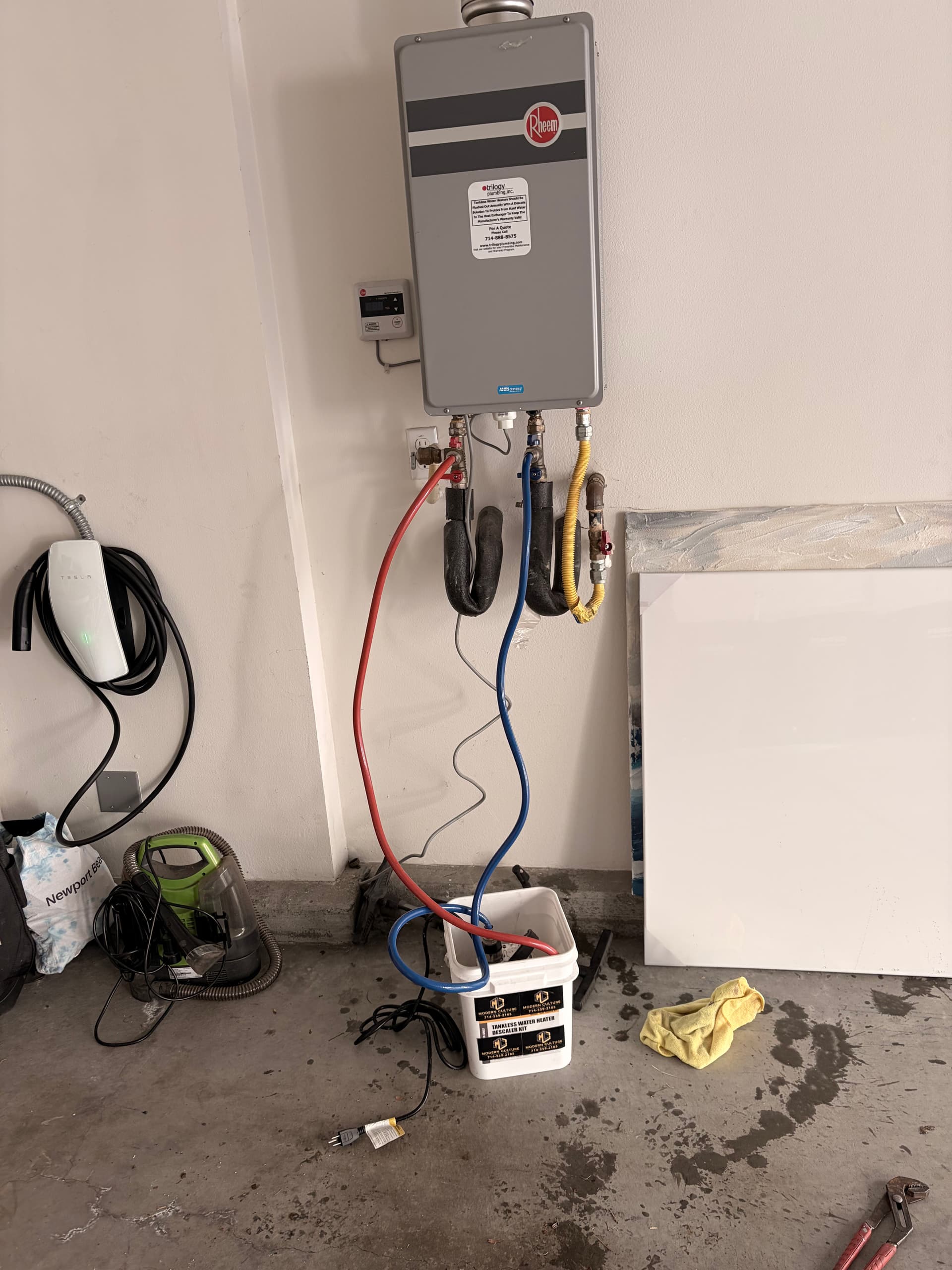 Gallery photos for Re-Pipe Repairs, Tankless Water Heater Installs, and More: Image #4